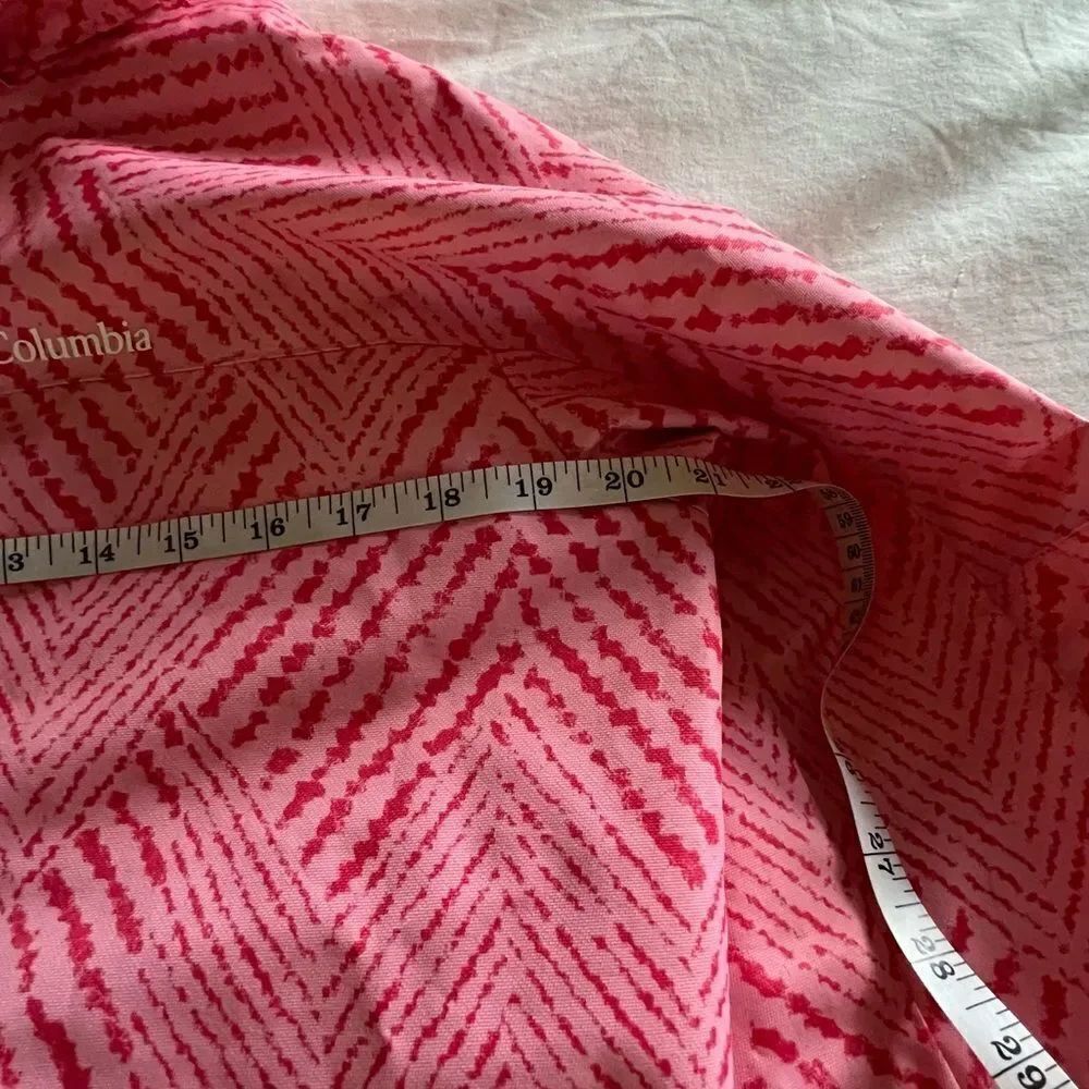 Columbia lightweight Pink Patterned Jacket - Picture 7 of 9